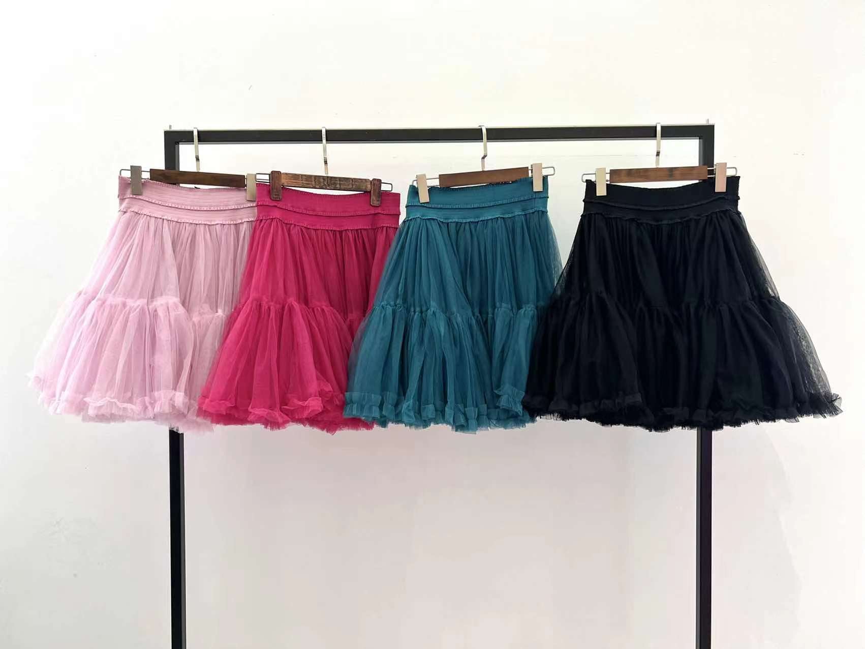 Falda de tul  pomposo corta 2012