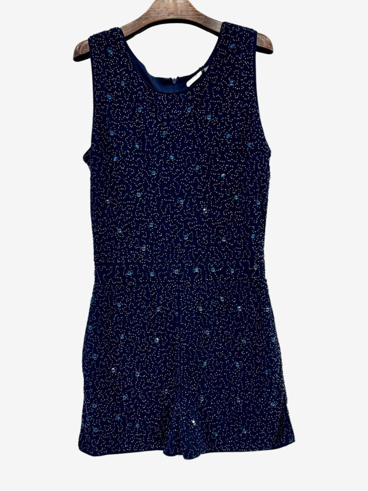 Mono brillo A01