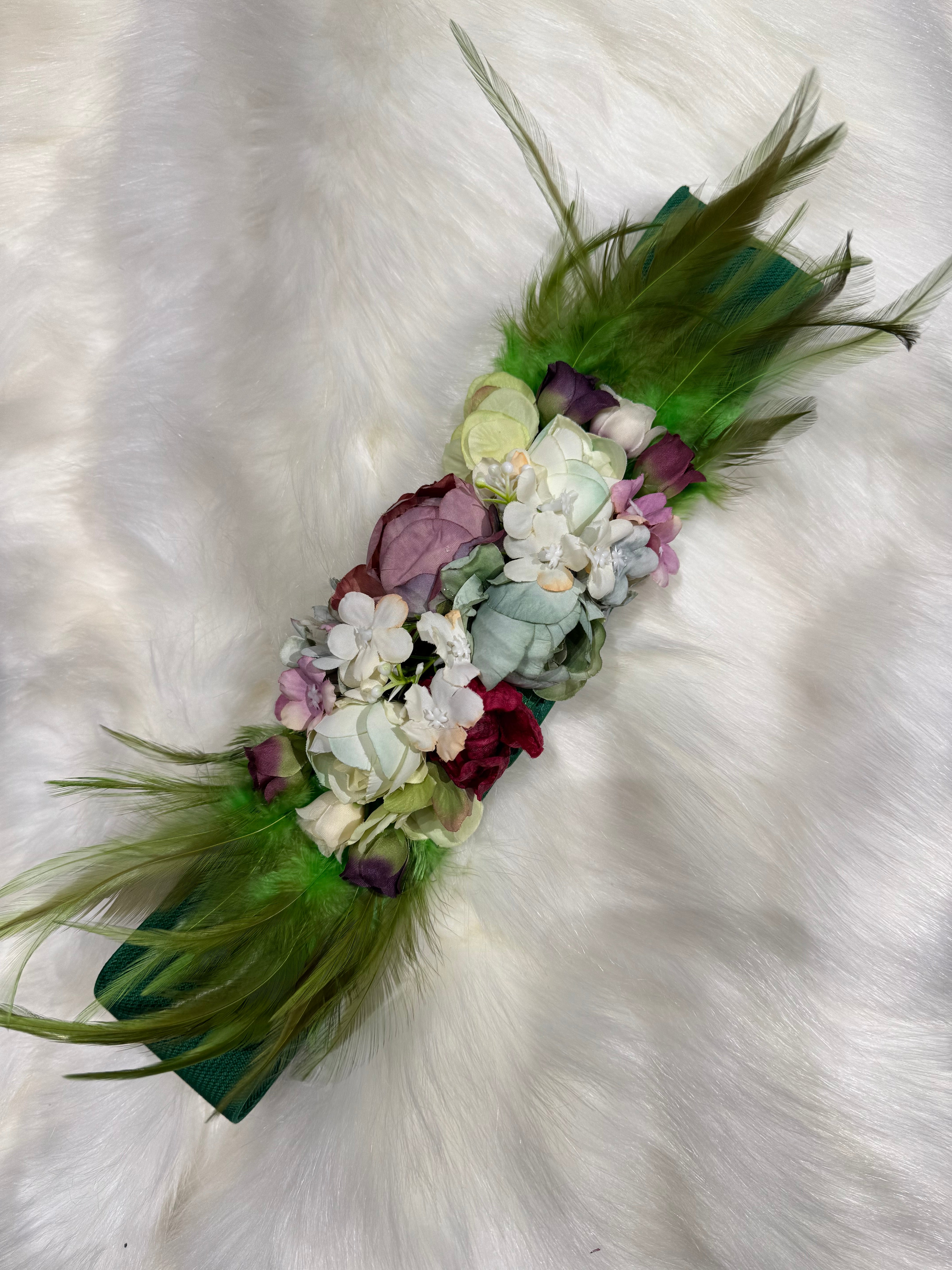 Cinturon goma flores y plumas 0008