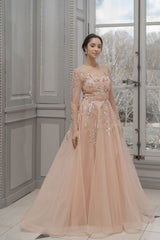 Vestido bordado con pedreria 6563
