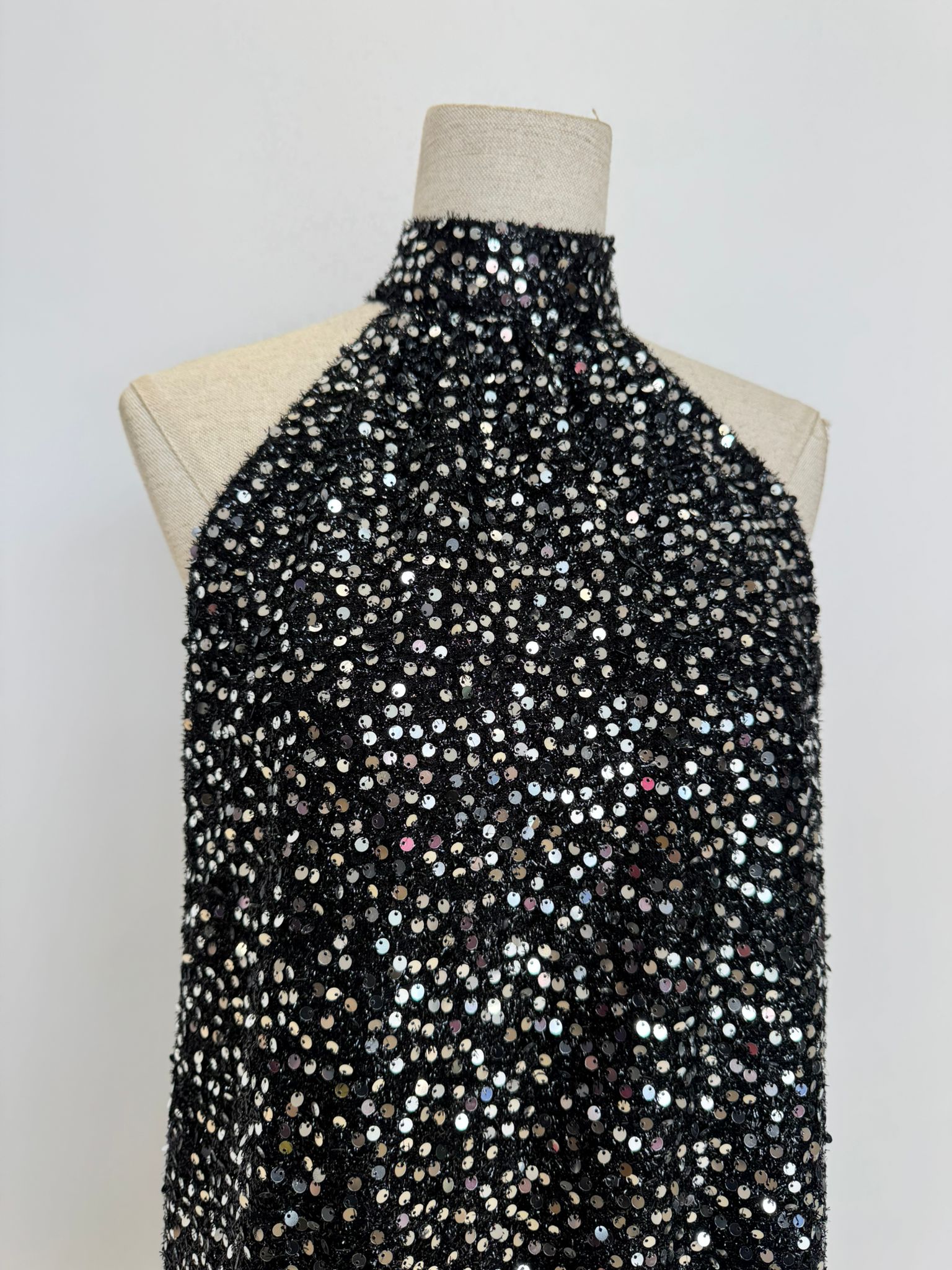 Vestido de lentueja corto L1361
