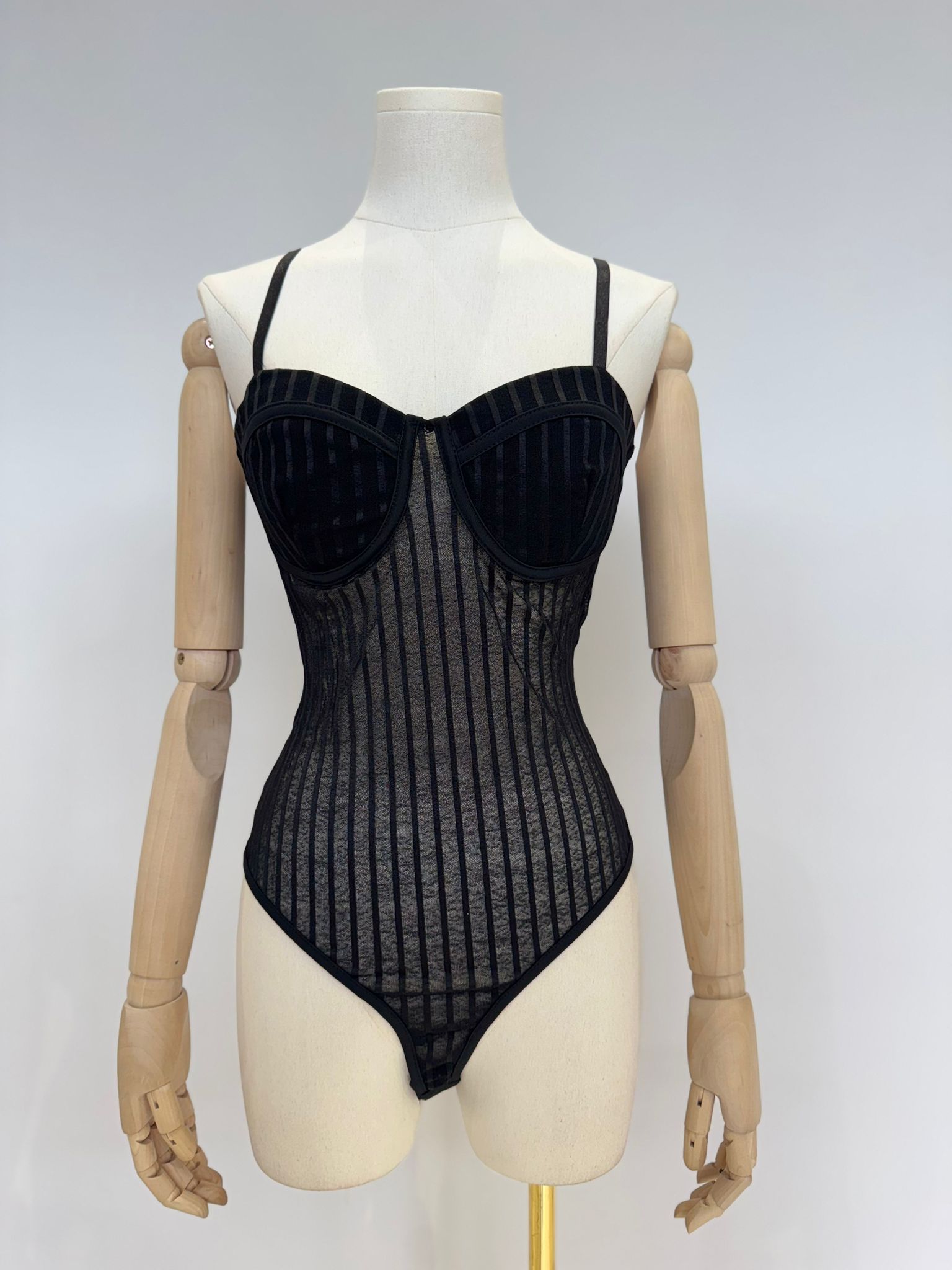 Body T7044