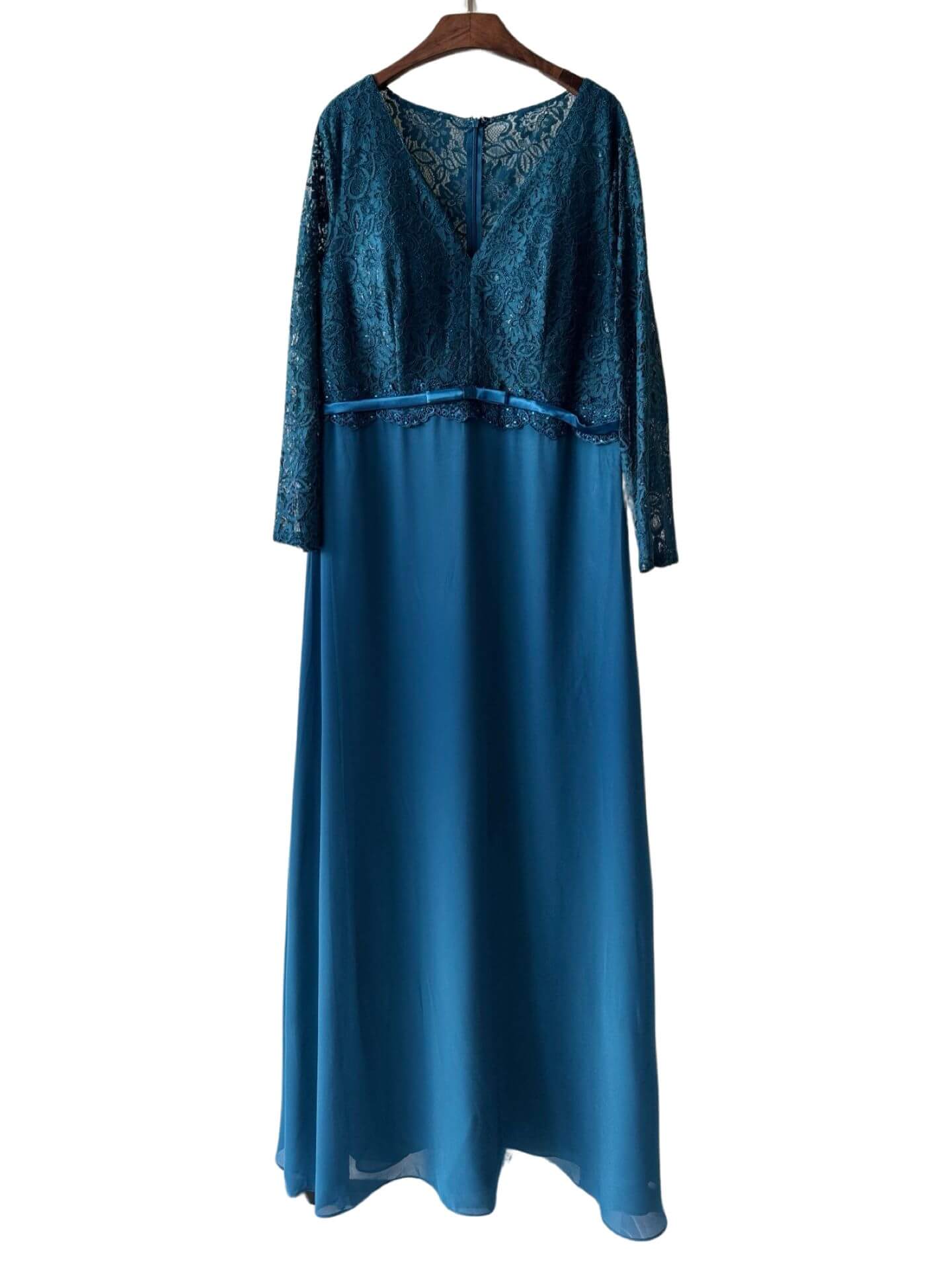 Vestido largo con mangas R8297