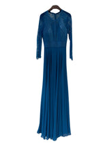 Long dress with sleeves 21096