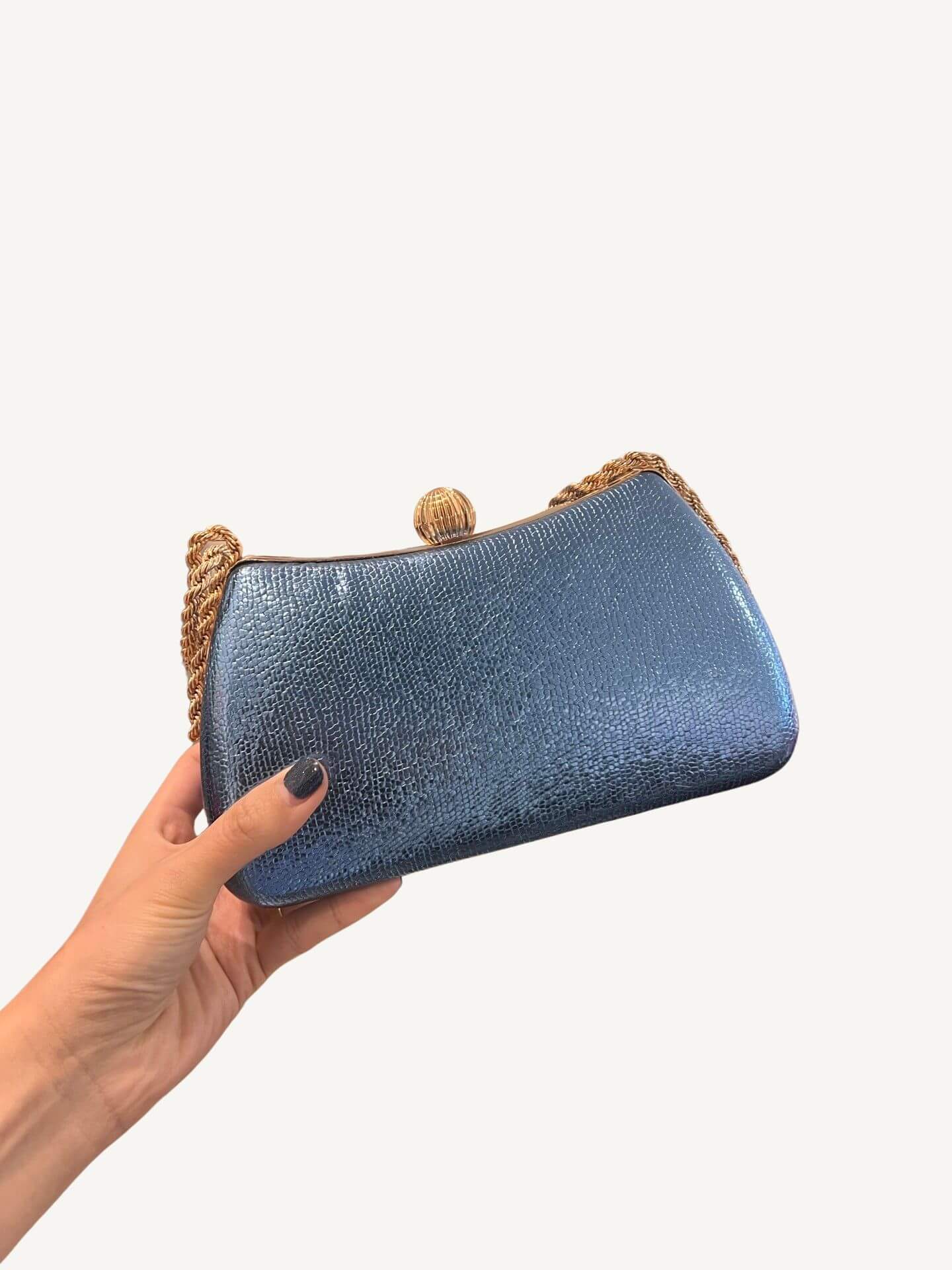 Clutch/bolso de polipiel en brillo CV1A072/BR4075