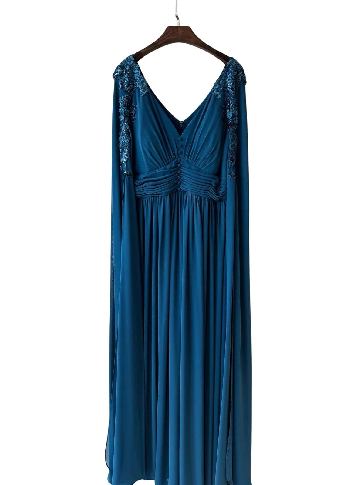 Vestido largo con mangas R8307