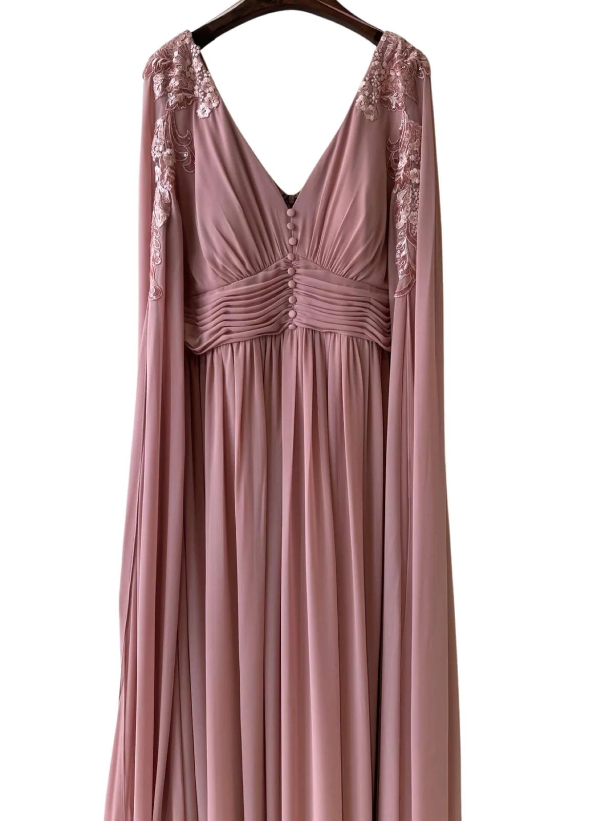 Vestido largo con mangas R8307