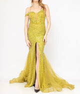 Vestido largo con bordado de pedreria F8050