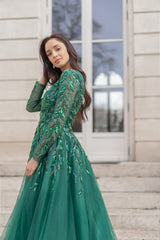 Vestido bordado con pedreria 6563