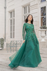 Vestido bordado con pedreria 6563