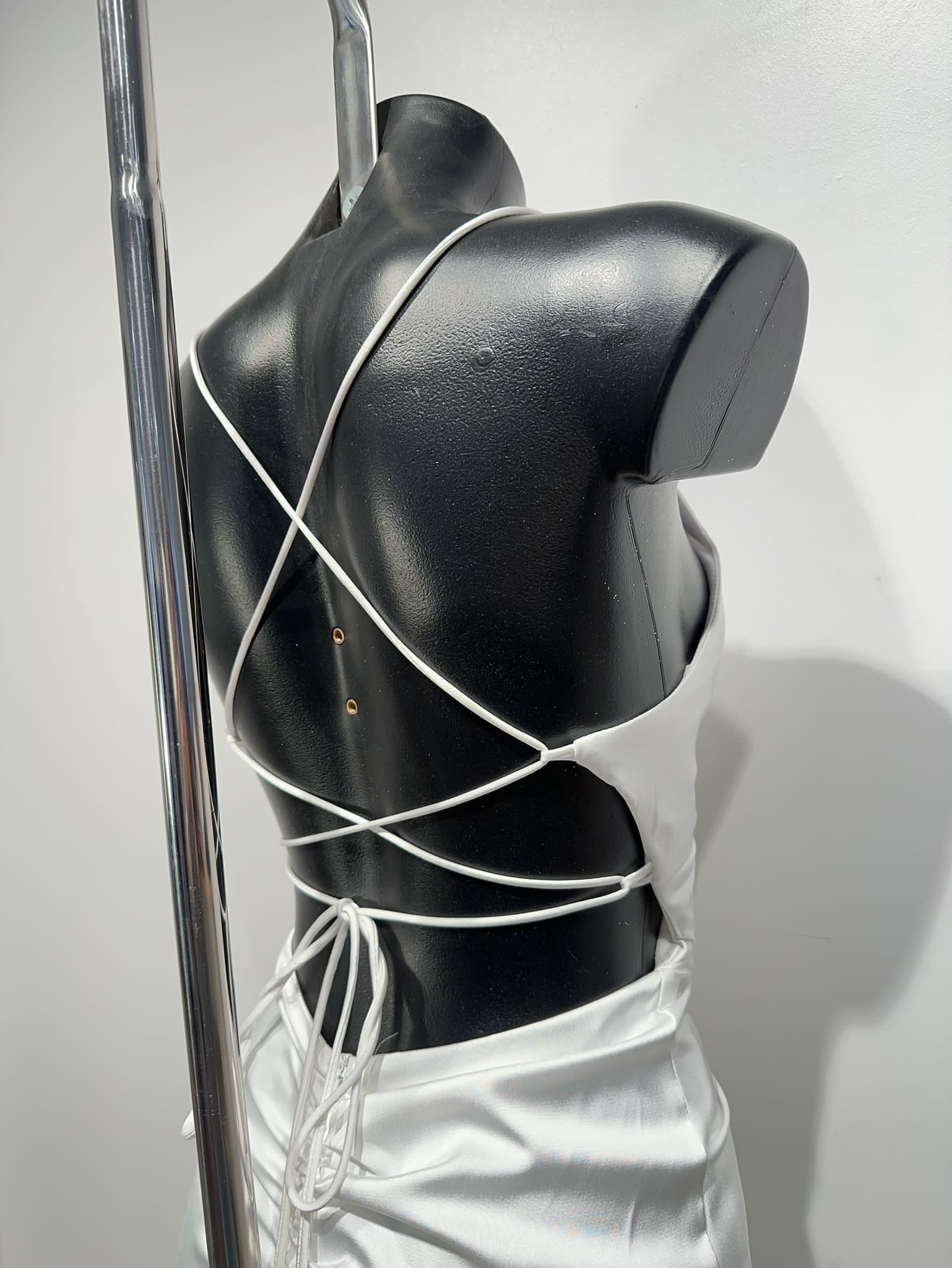 Vestido largo de saten H2133