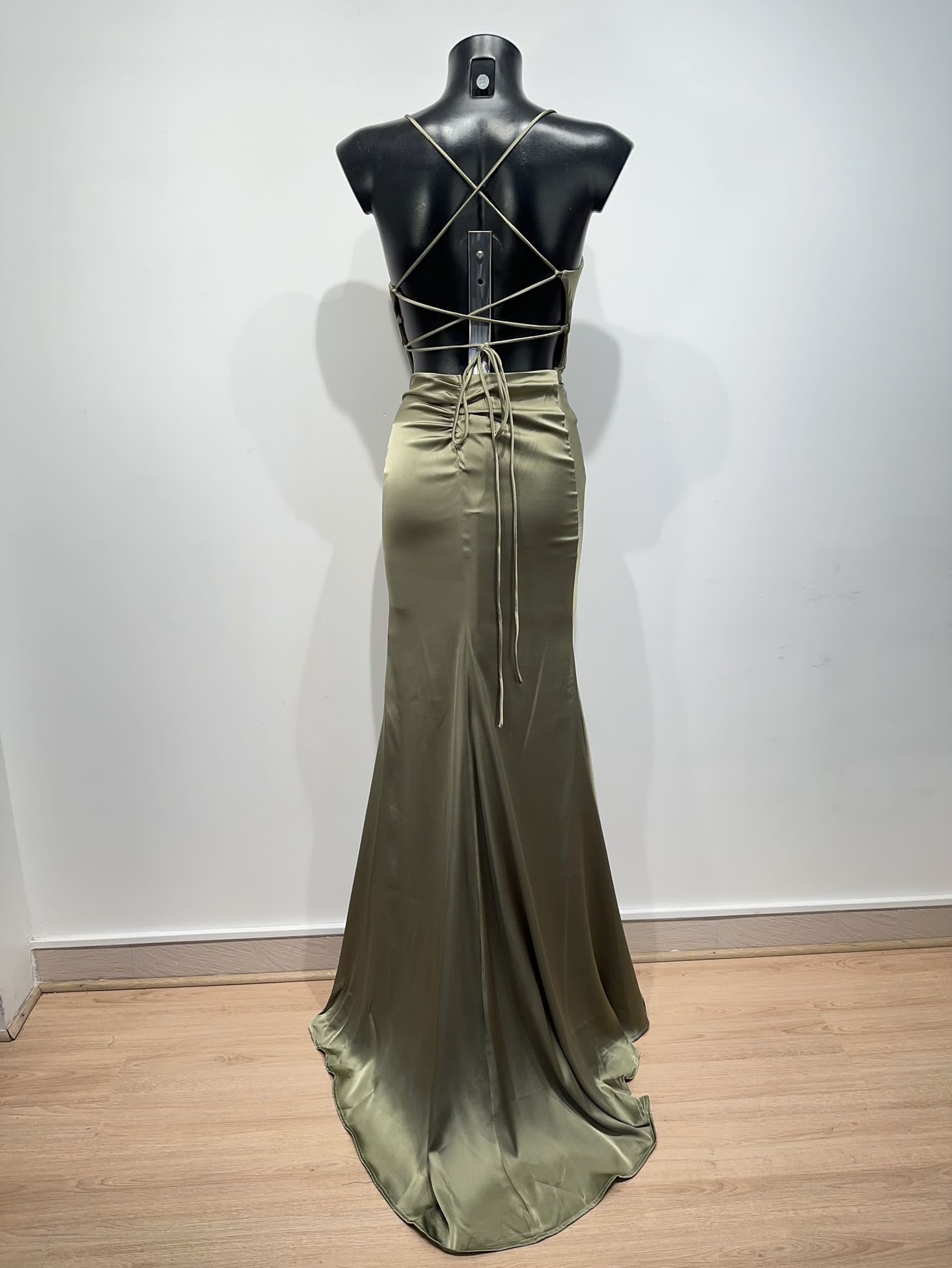 Vestido largo de saten H2133