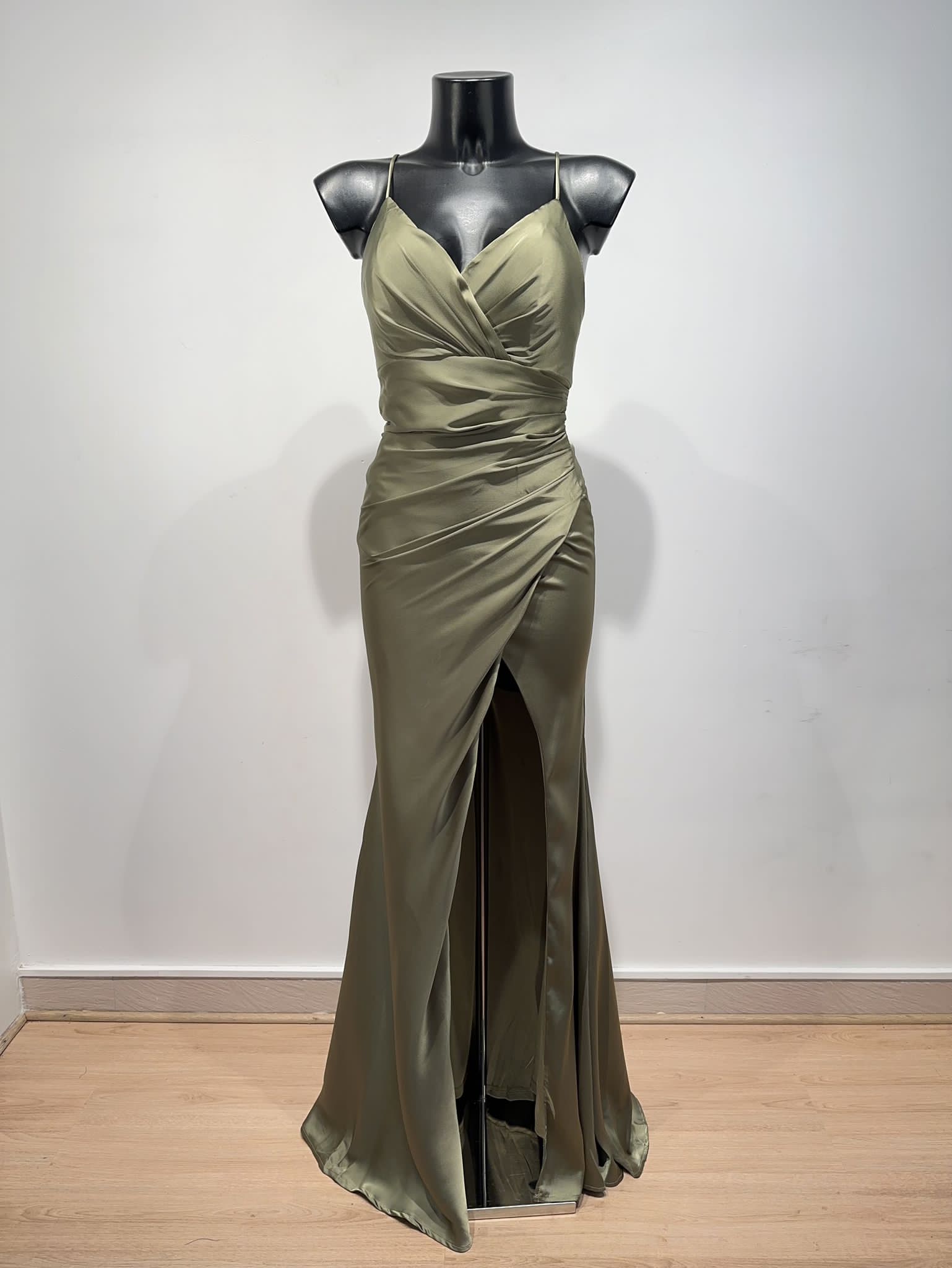 Vestido largo de saten H2133