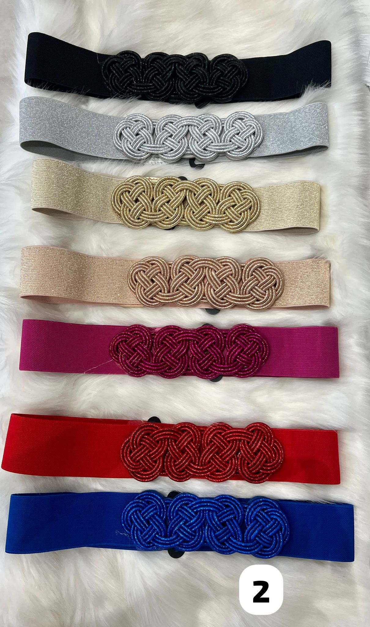 Cinturon de goma con nudos 0010