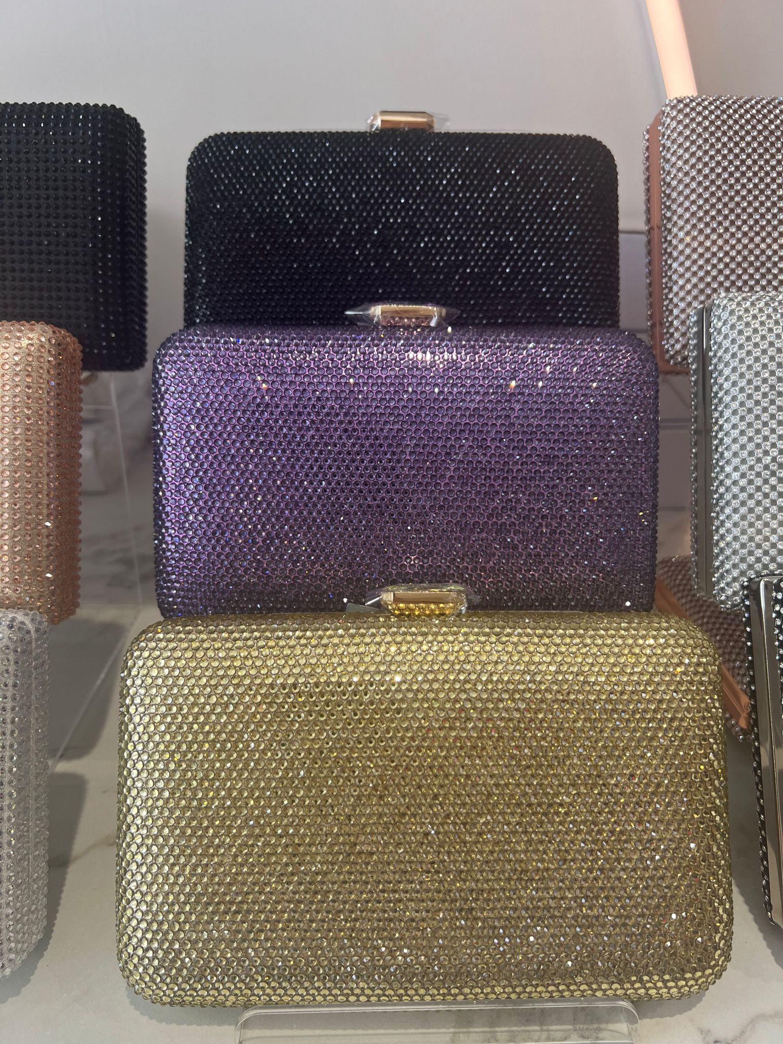 Clutch/bolso con brillo BR4038
