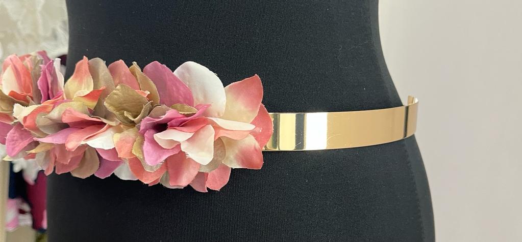 Cinturon rigido con flores B7237