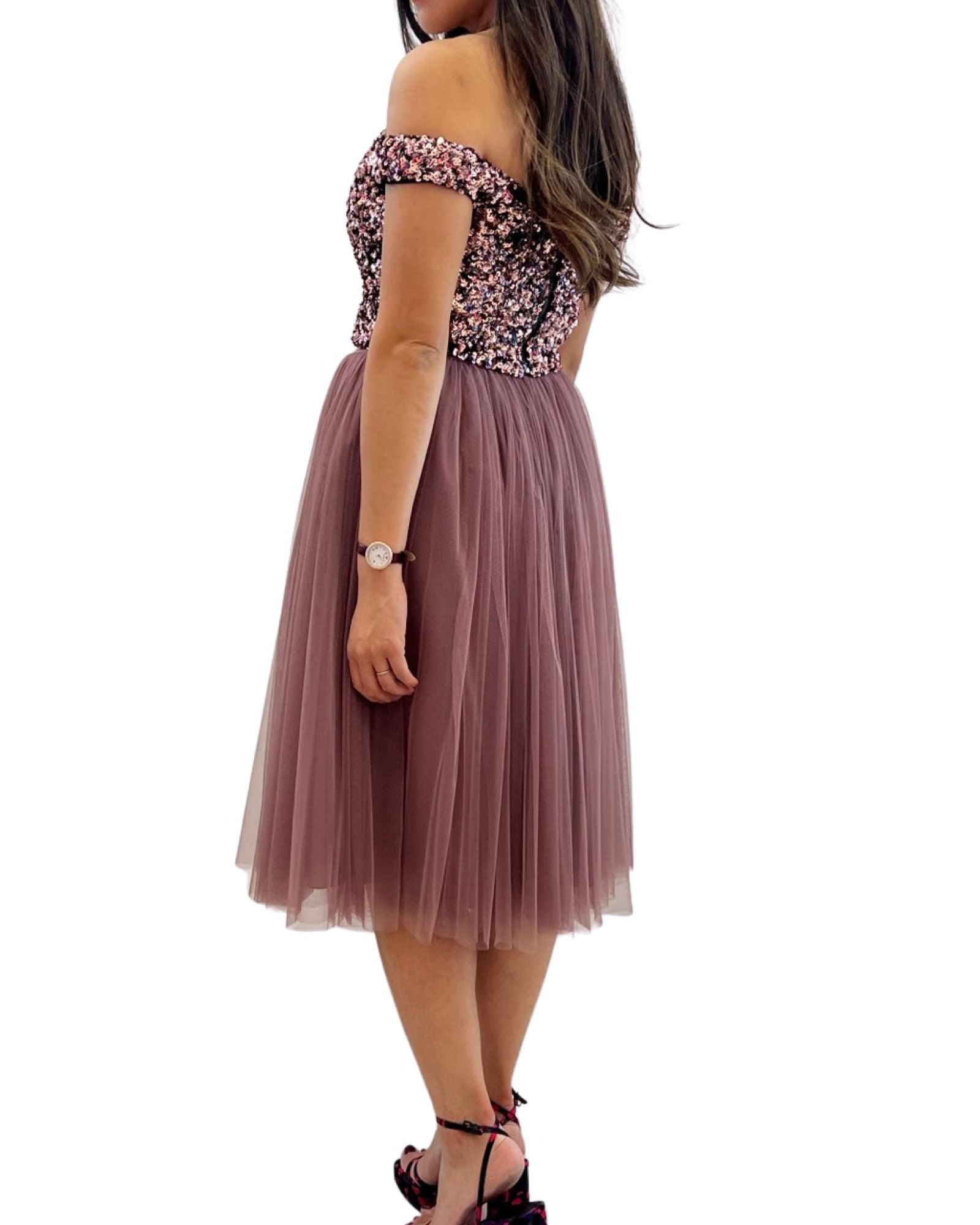 Falda de tul corta J9554