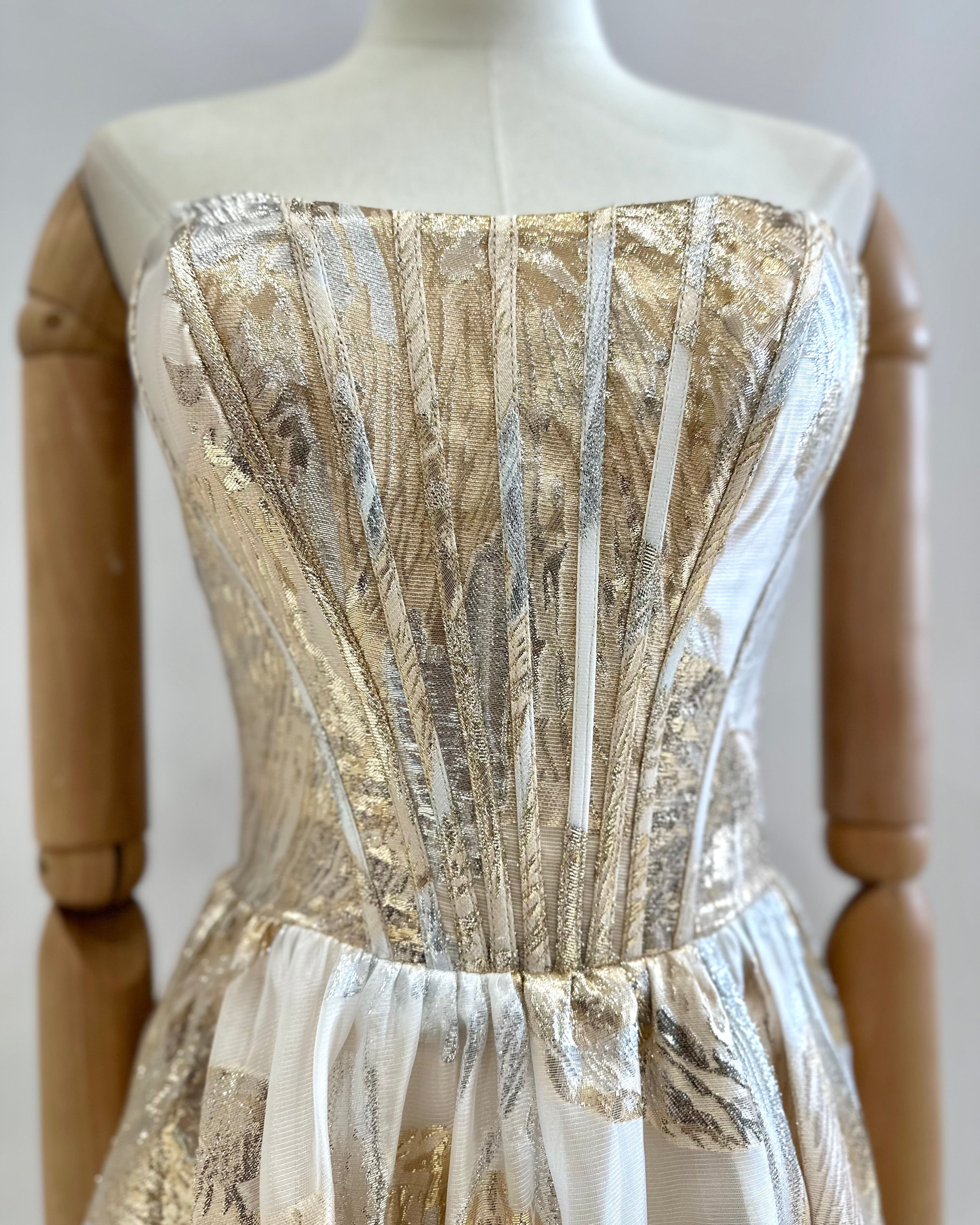 Vestido palabra de honor F86062