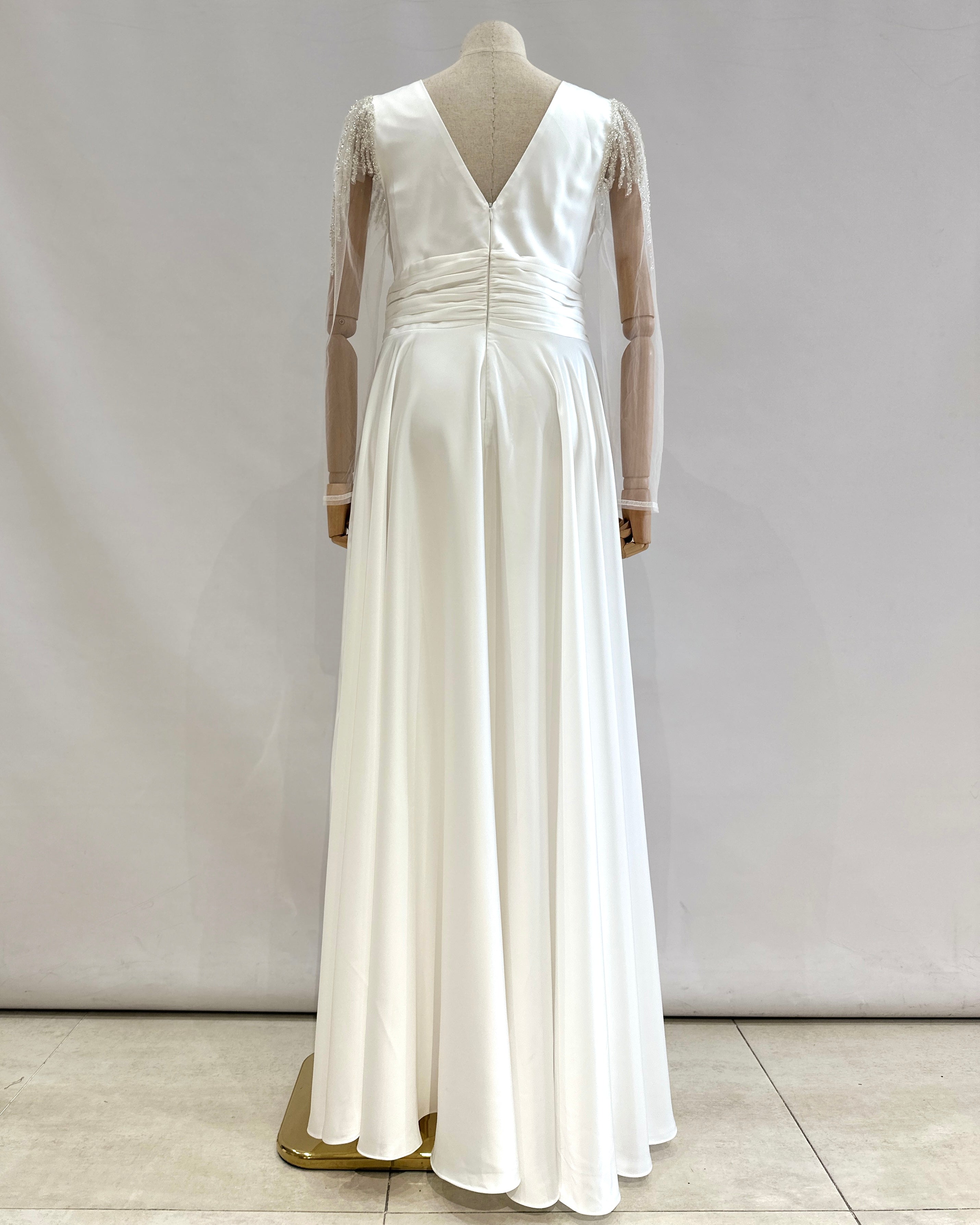 Vestido largo con mangas R8346