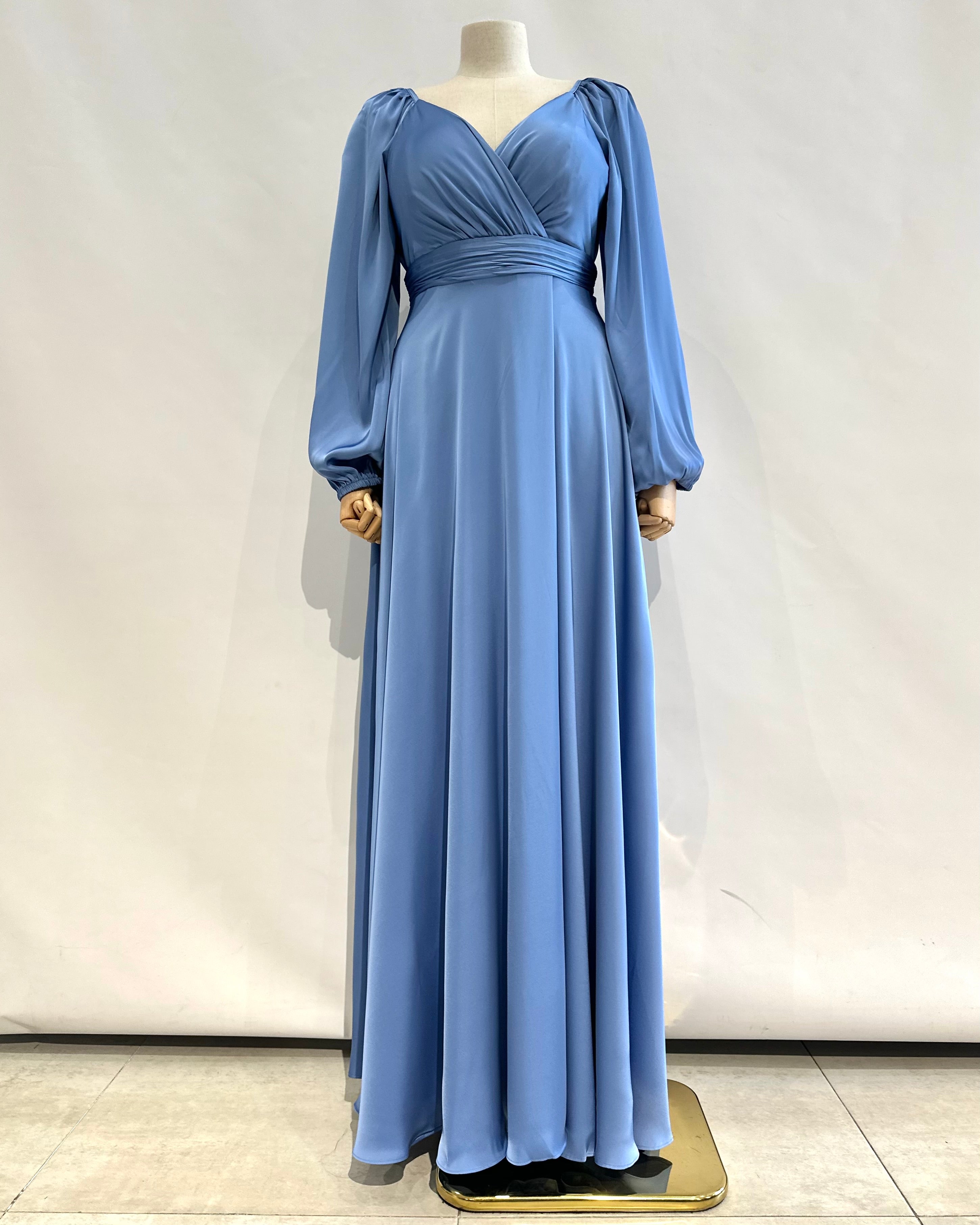 Long dress with sleeves R8307G