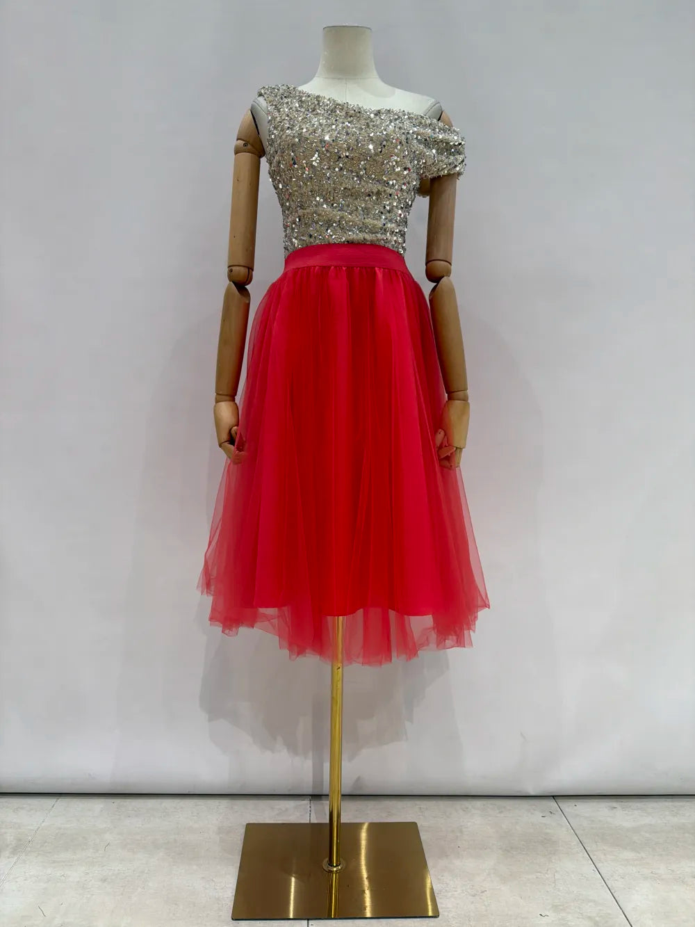 Falda de tul corto W9049