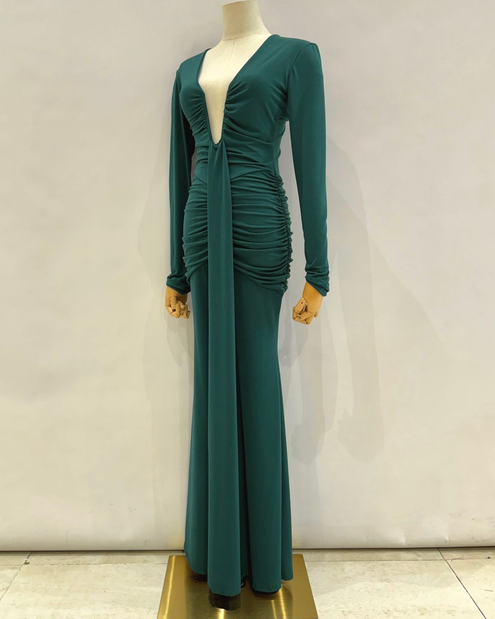 Vestido escote manga larga 1789