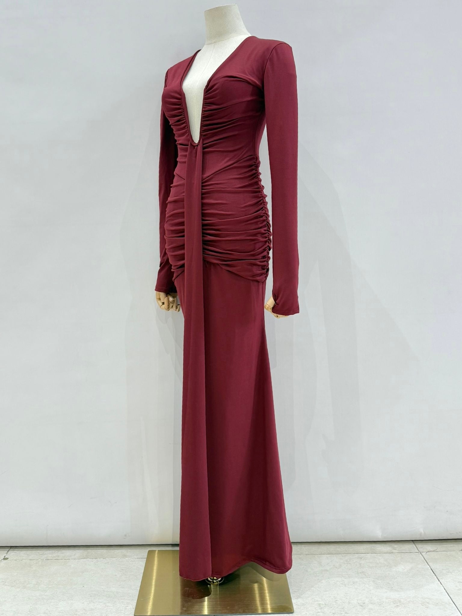 Vestido escote manga larga 1789