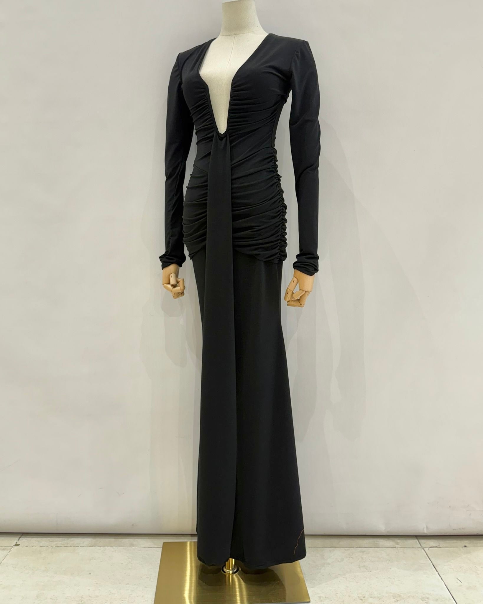 Vestido escote manga larga 1789
