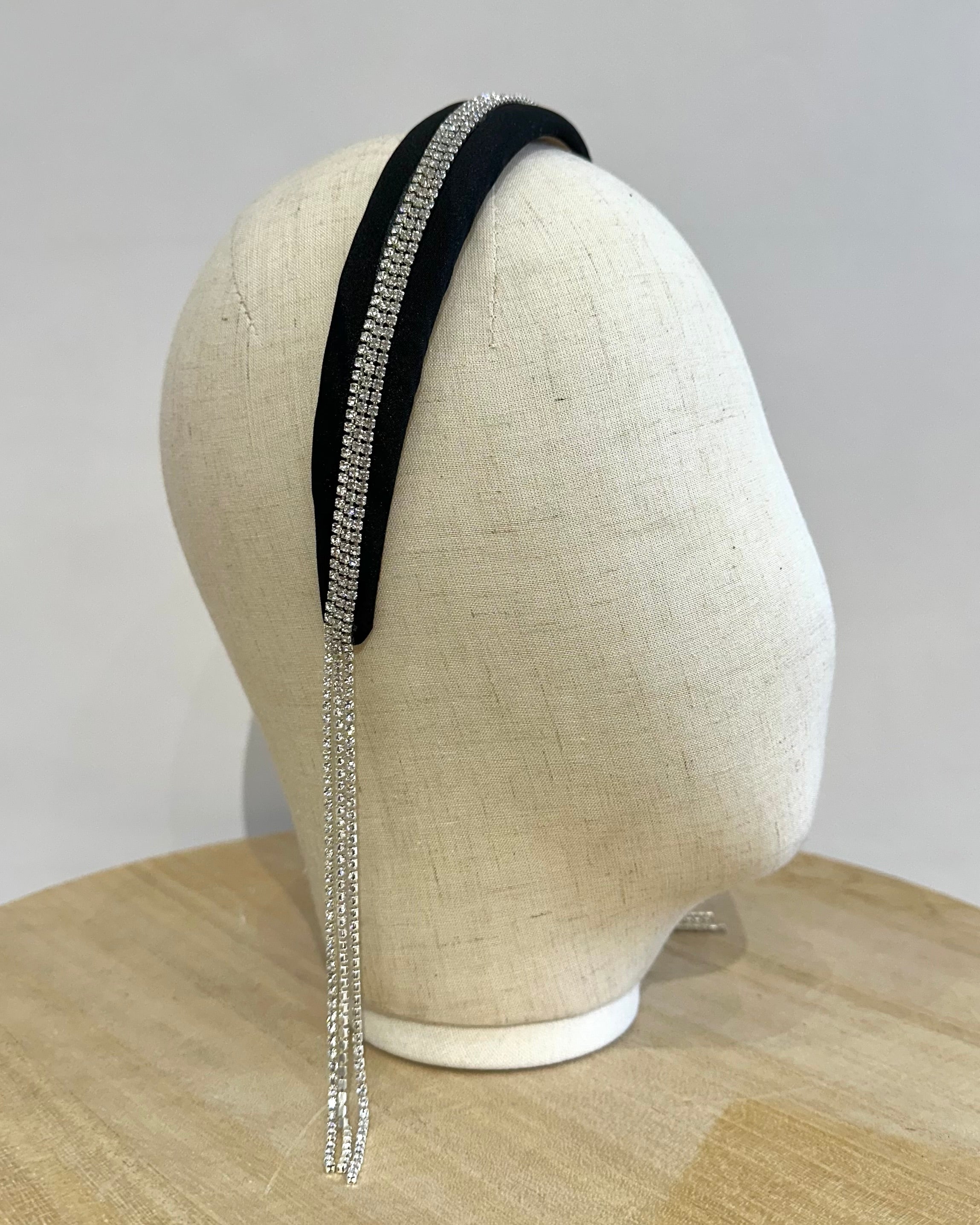 Diadema con brillos DD003
