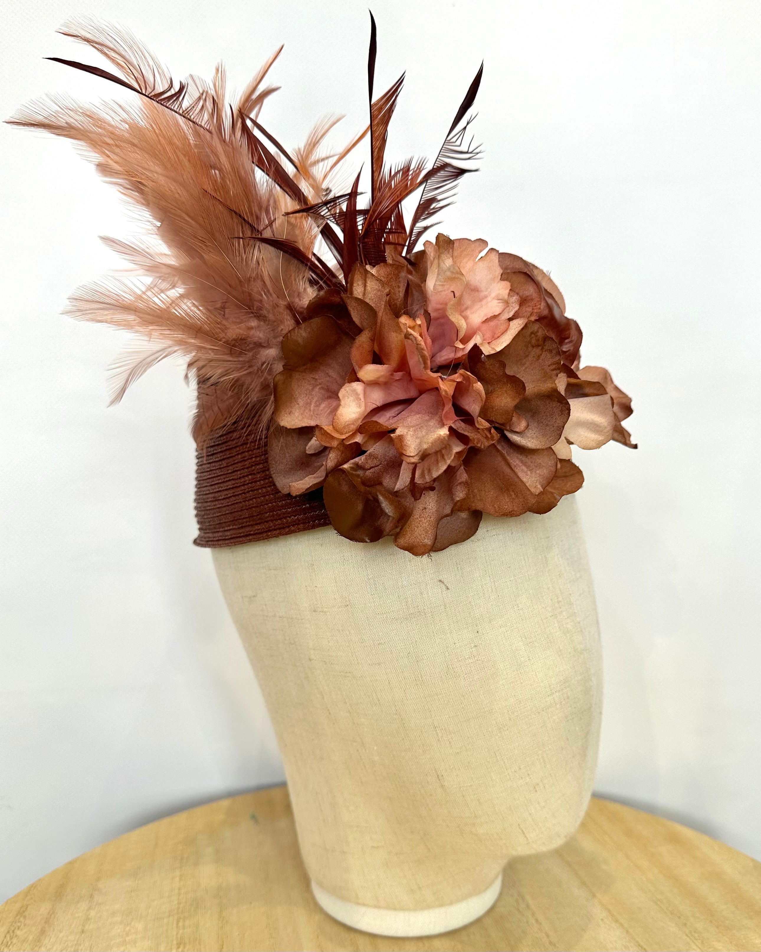 Casquete de invitada