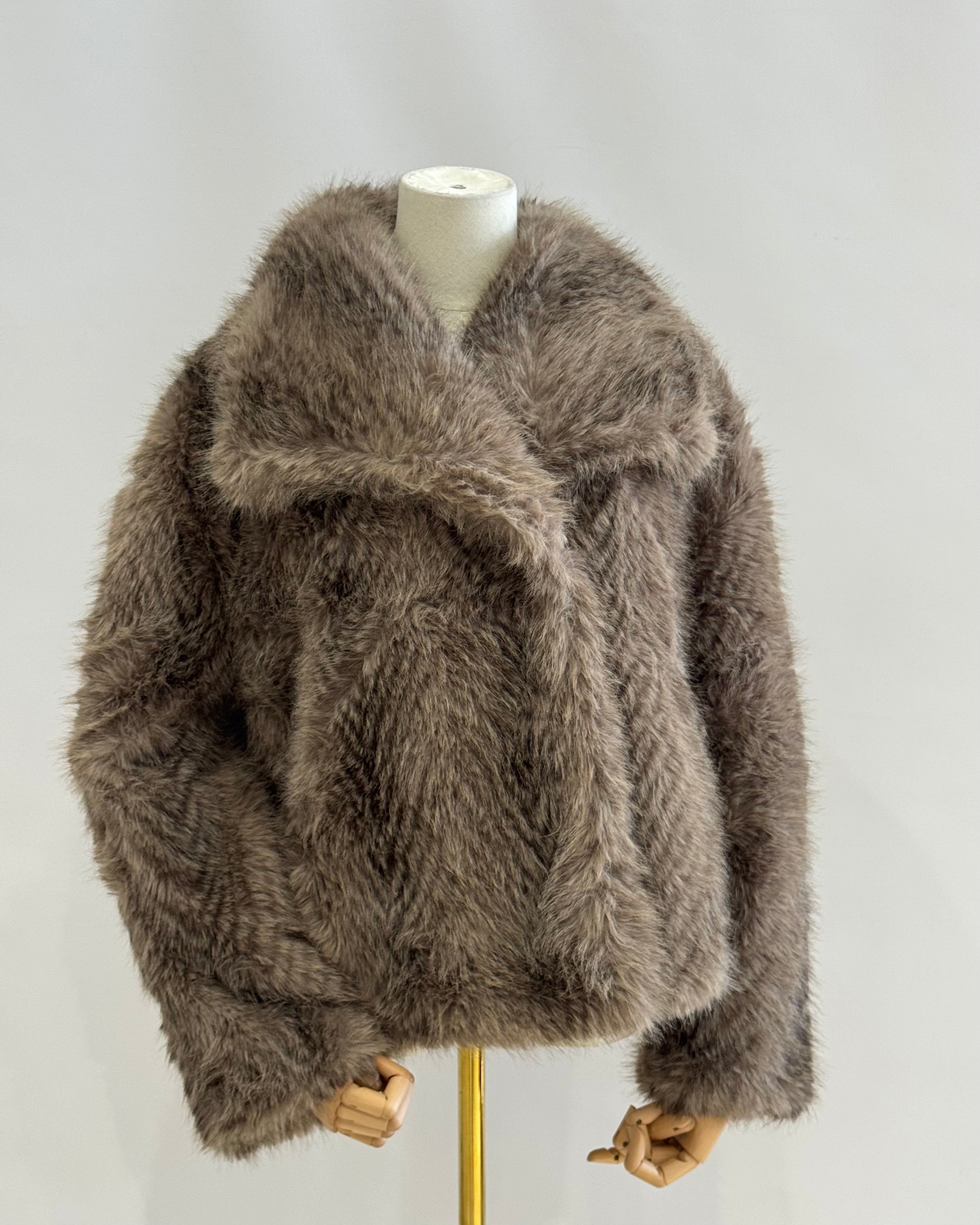 CHAQUETA DE PELO D2373