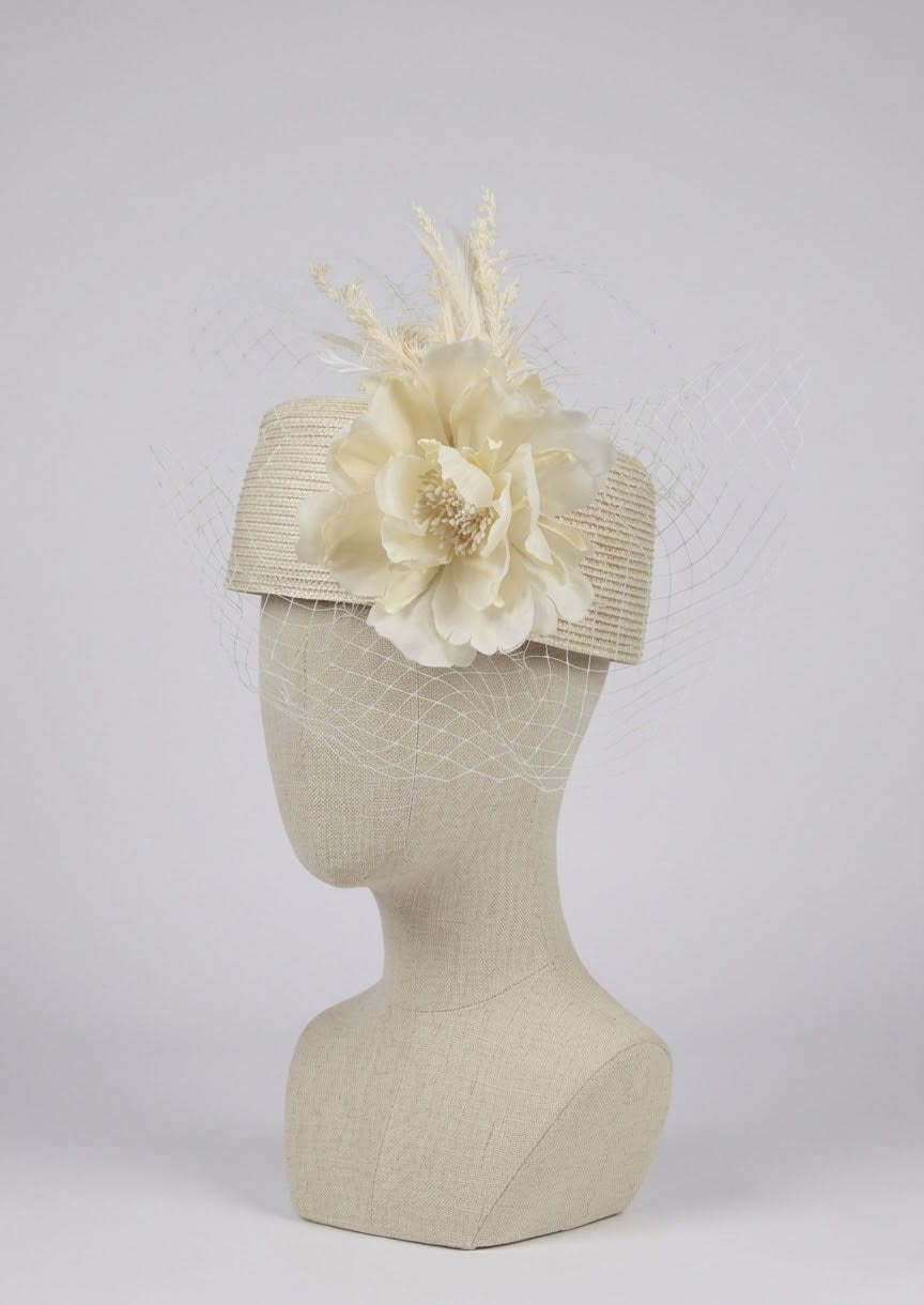 Casquete de invitada