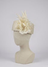 Casquete de invitada