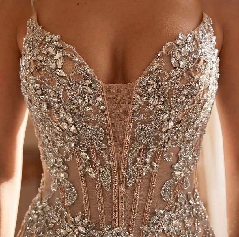 Vestido de pedrería 81025