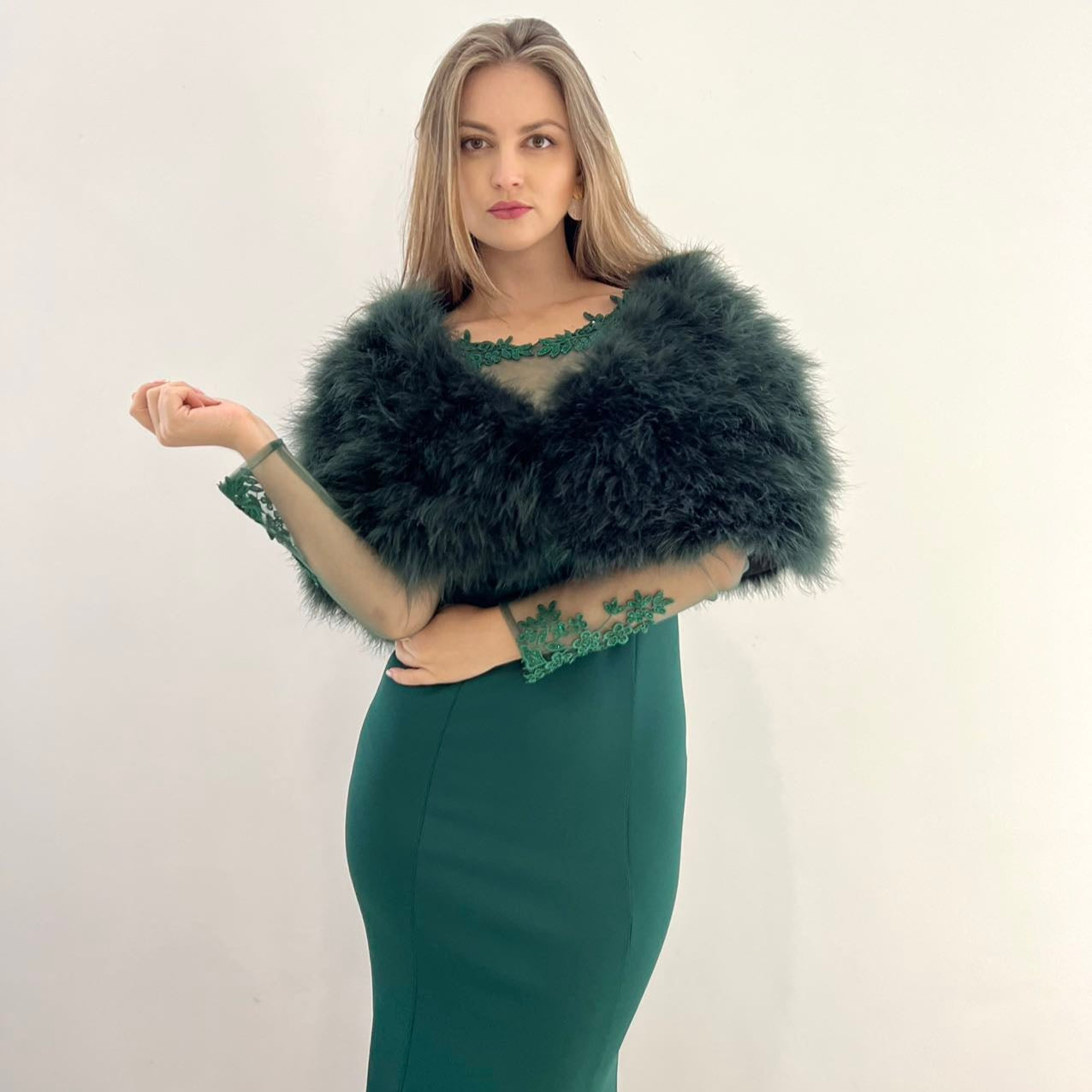 Feather stole L803