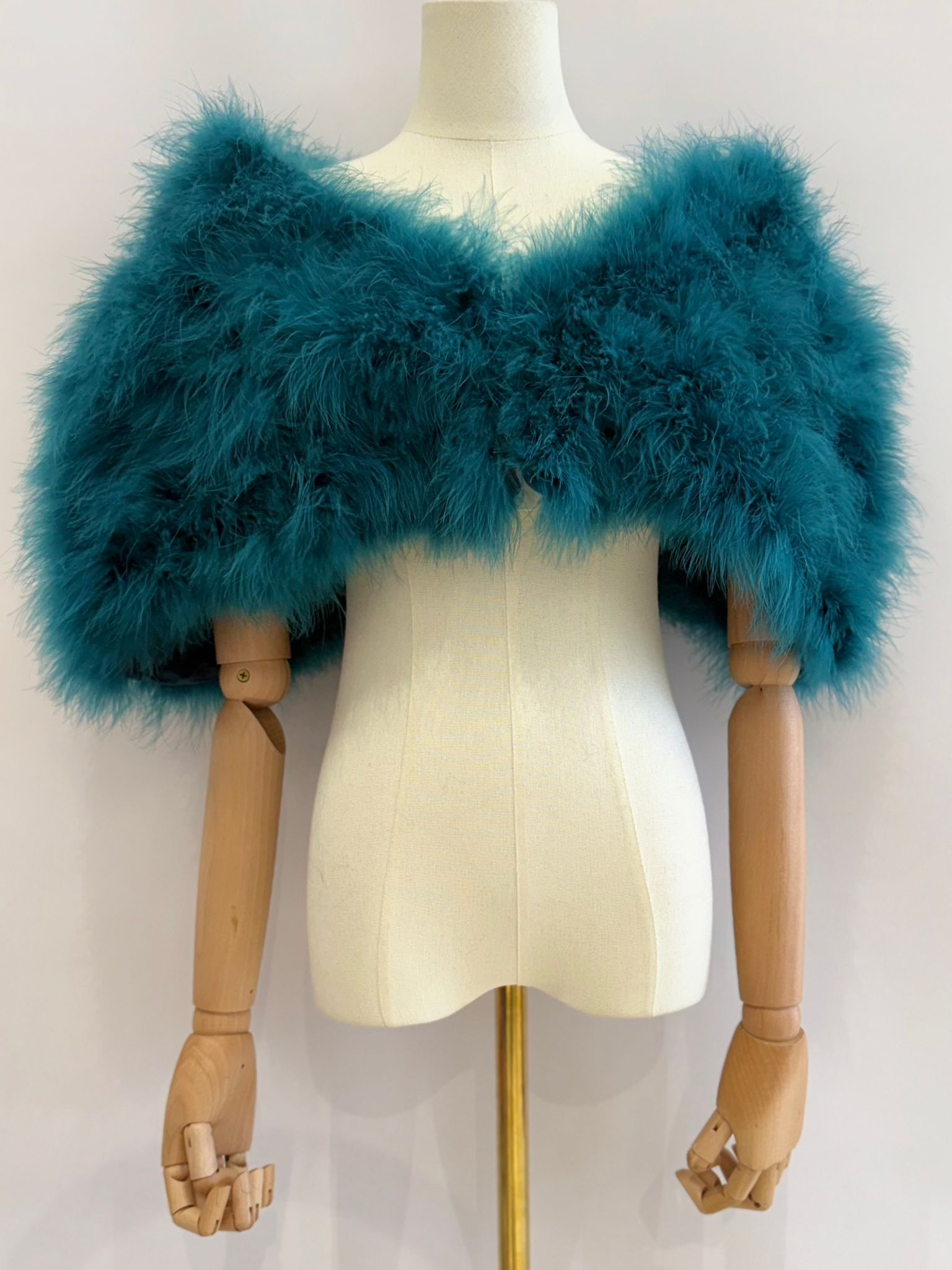 Feather stole L803