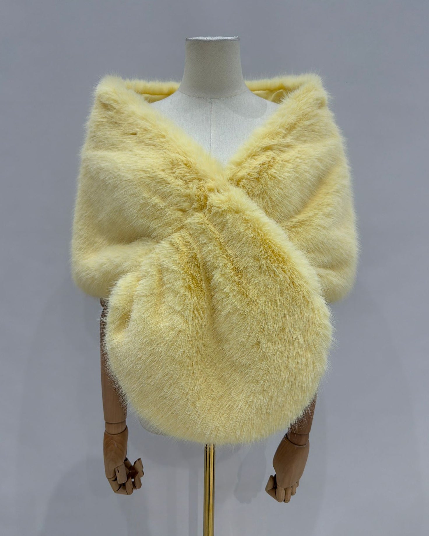 Estola de pelo sintetico L805