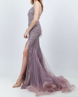 Long dress embroidered with rhinestones F8010