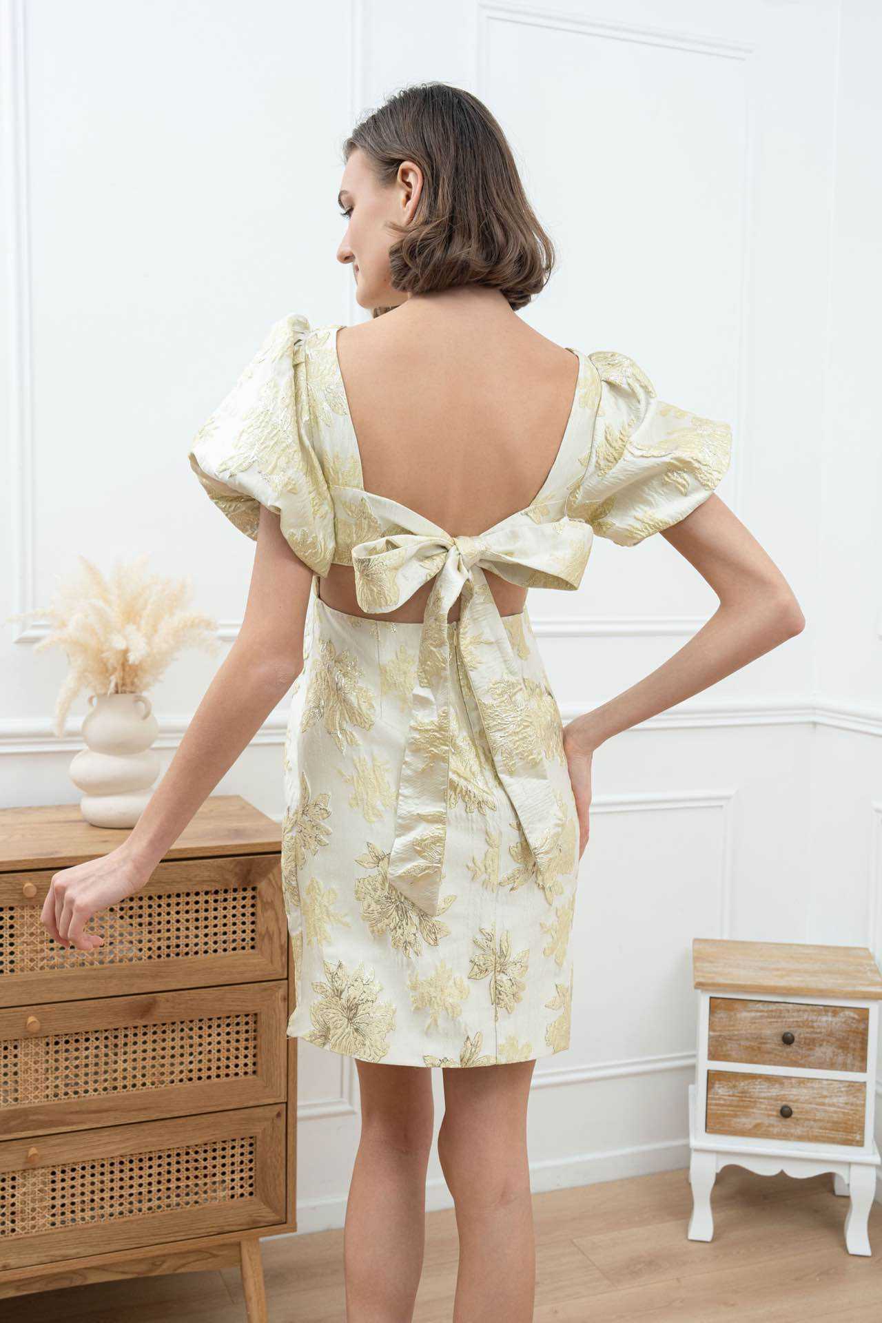 Vestido corto M-2003