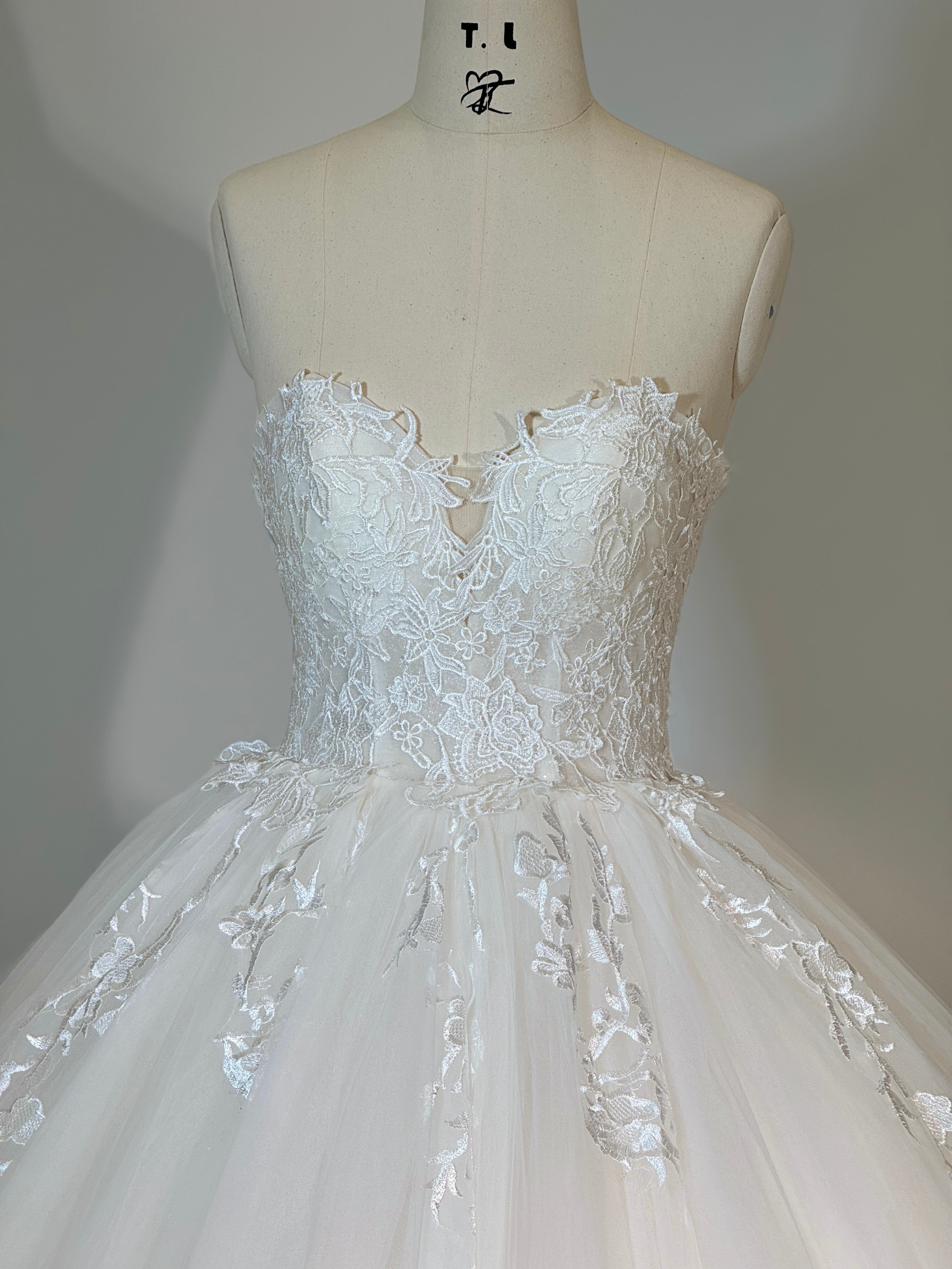 Vestido de novia T4610
