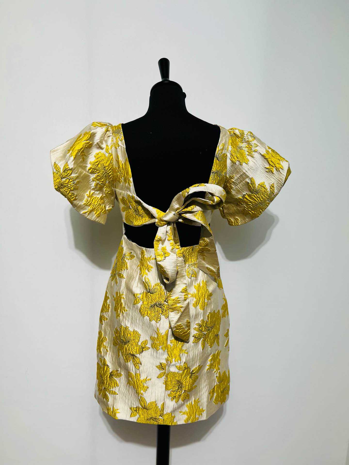 Vestido corto M-2003