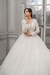 Wedding dress 4607