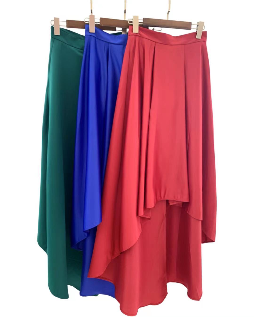 Long asymmetrical satin skirt 8763