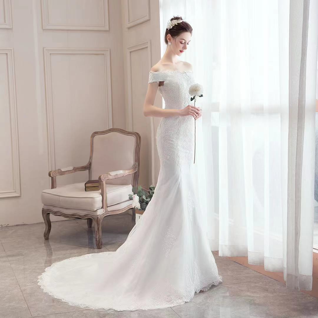 Vestido de novia cola A1802