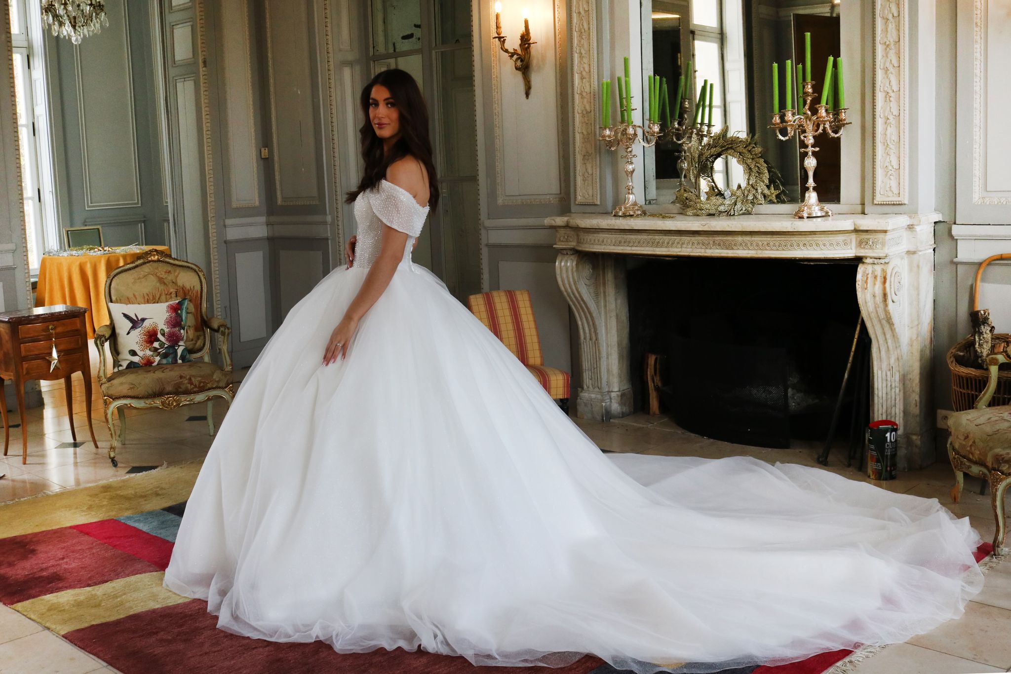 Vestido de novia con cola T3928