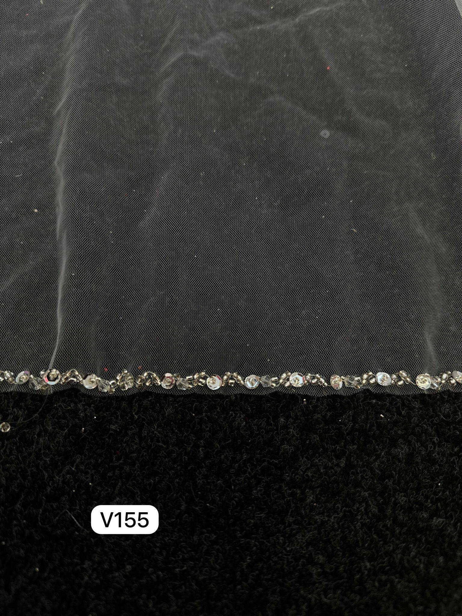 Veil with rhinestones on the edge V155